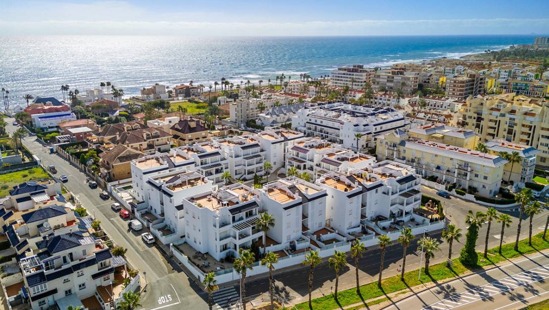 Sale - Apartment - Torrevieja - La Veleta