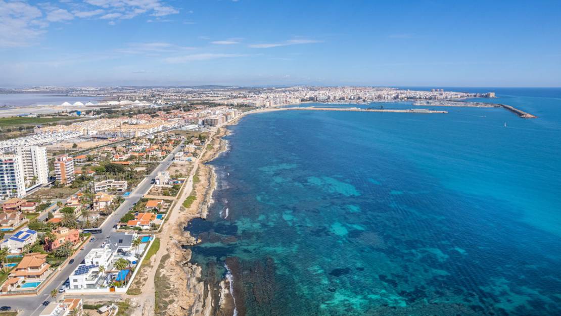 Sale - Apartment - Torrevieja - La Veleta