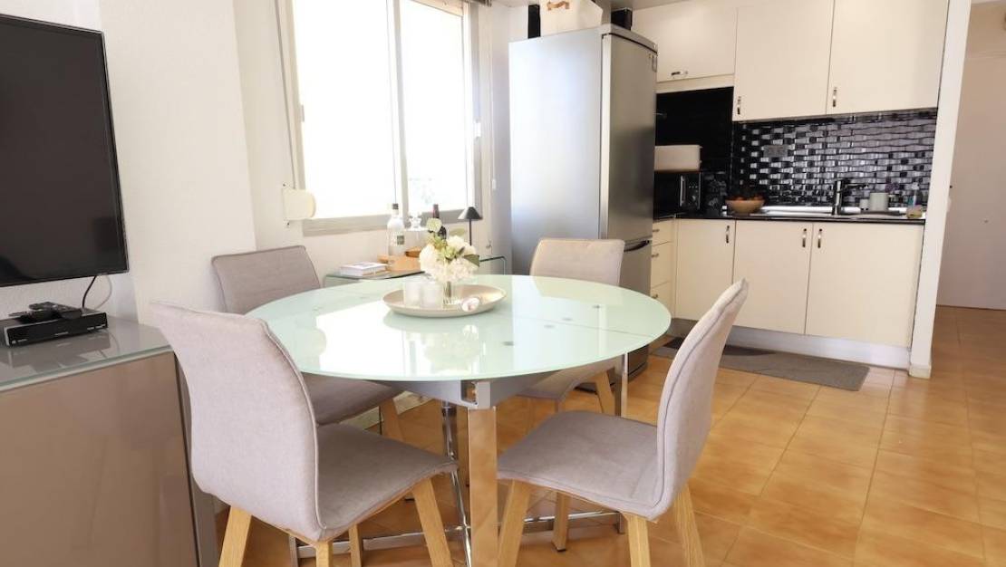 Sale - Apartment - Torrevieja - La Veleta