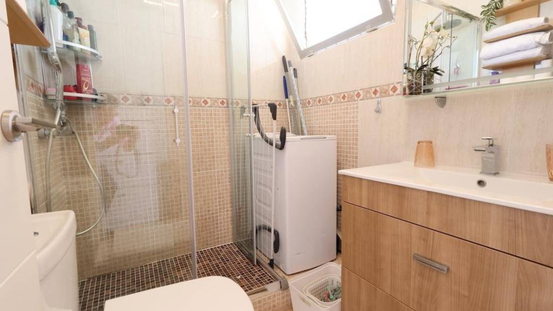 Sale - Apartment - Torrevieja - La Veleta