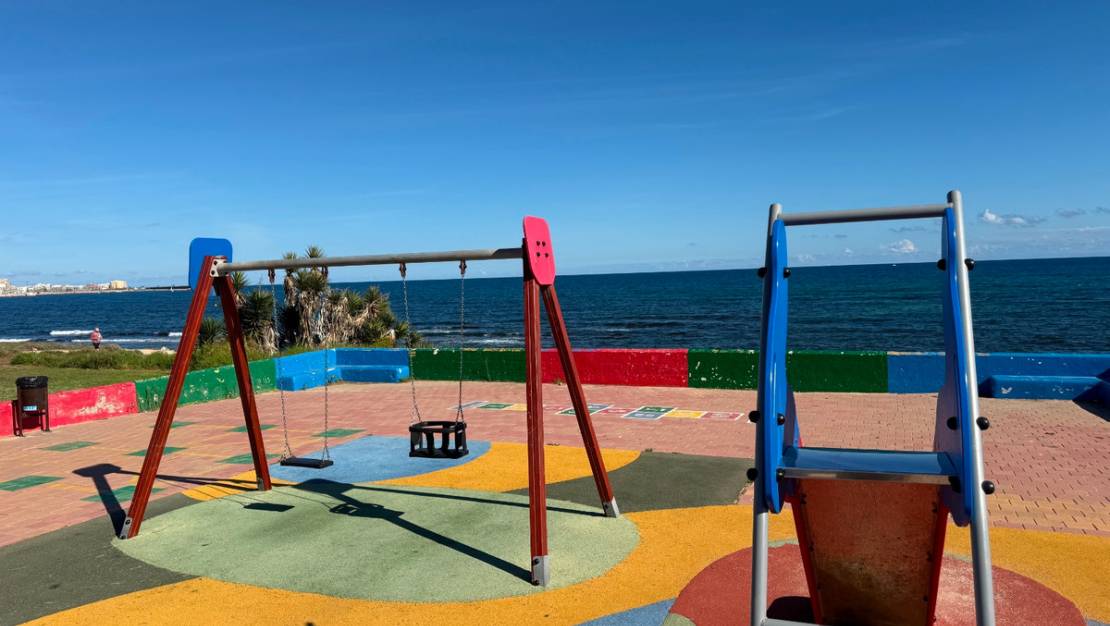 Sale - Apartment - Torrevieja - La Veleta