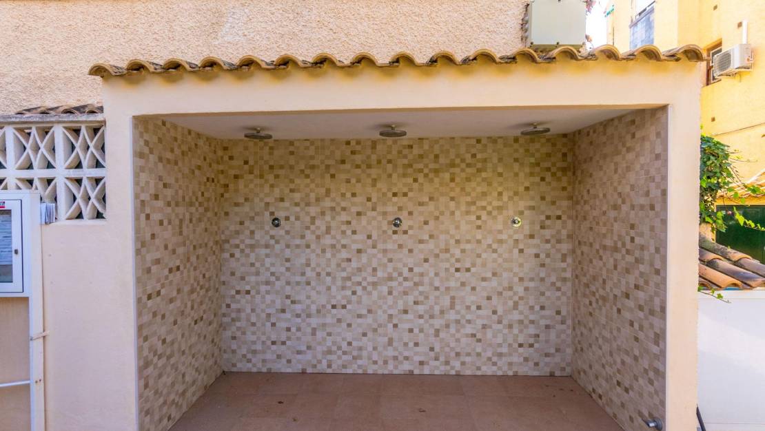 Sale - Apartment - Torrevieja - Los Europeos