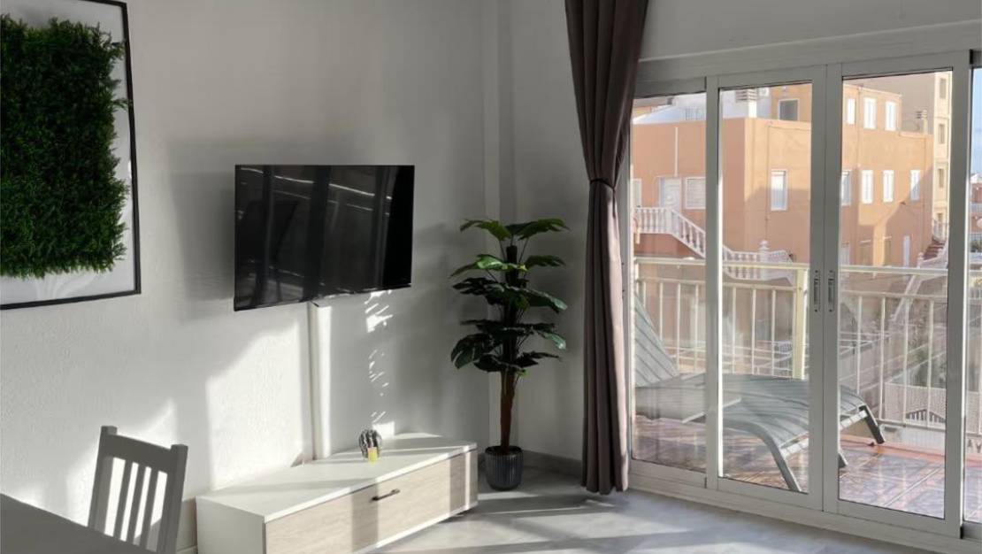 Sale - Apartment - Torrevieja - Los Europeos