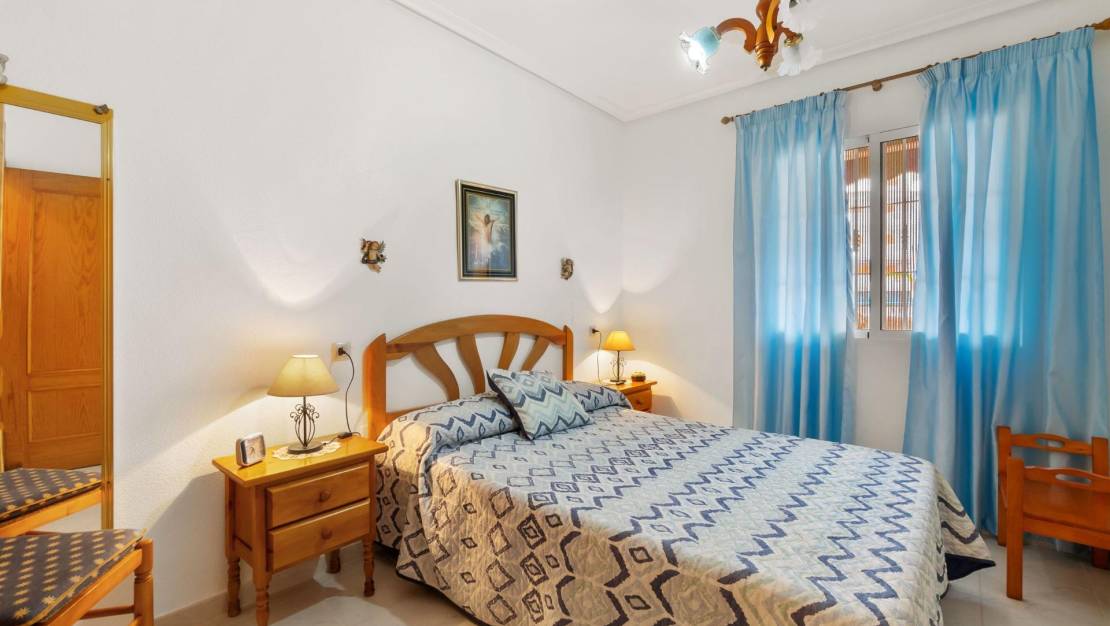 Sale - Apartment - Torrevieja - Los Europeos