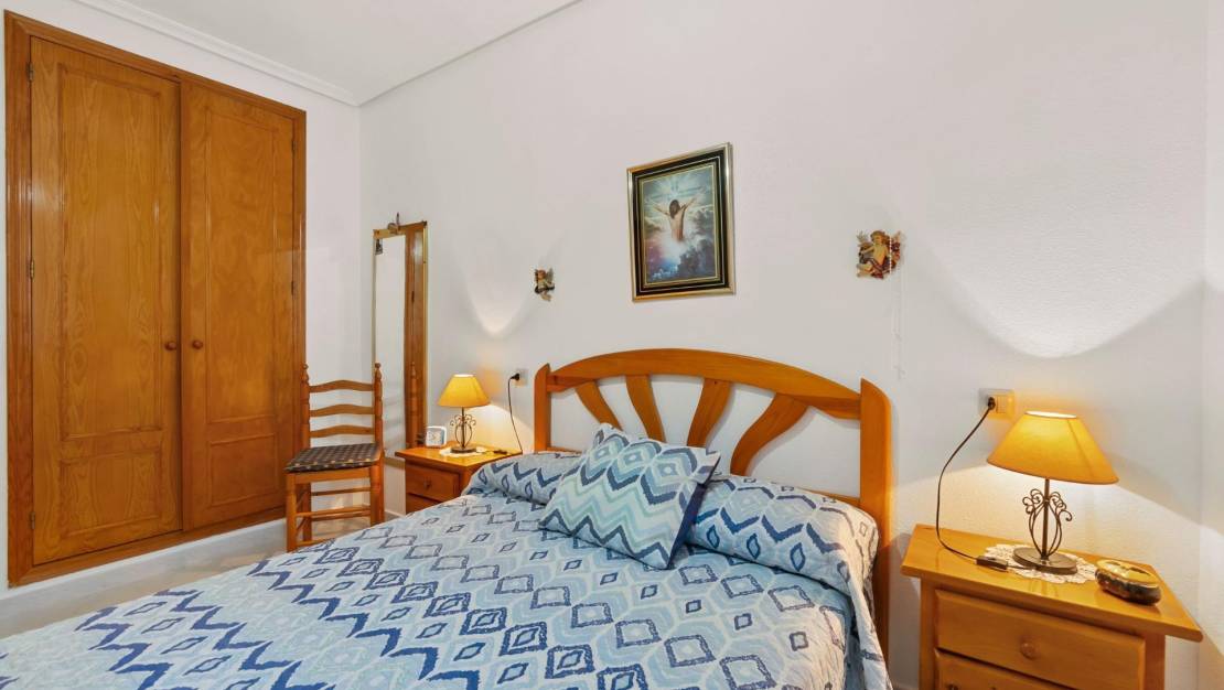 Sale - Apartment - Torrevieja - Los Europeos