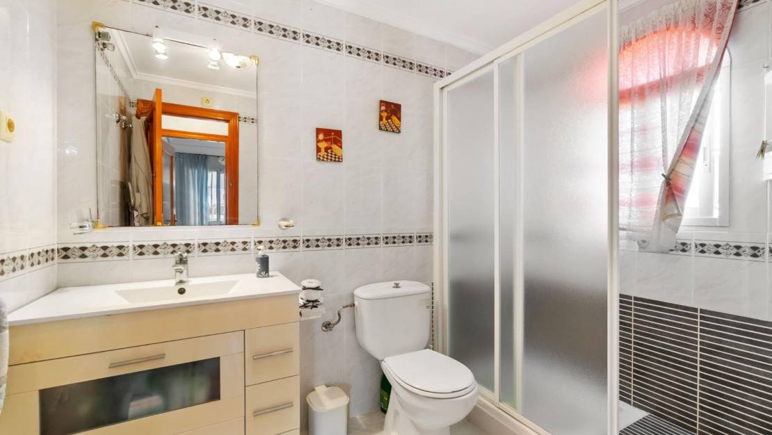 Sale - Apartment - Torrevieja - Los Europeos