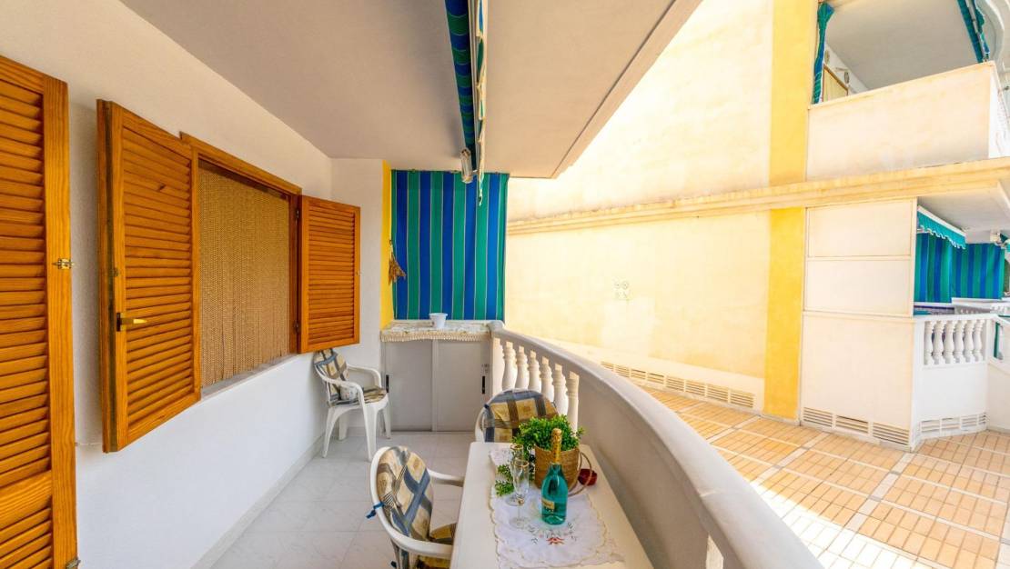 Sale - Apartment - Torrevieja - Los Europeos