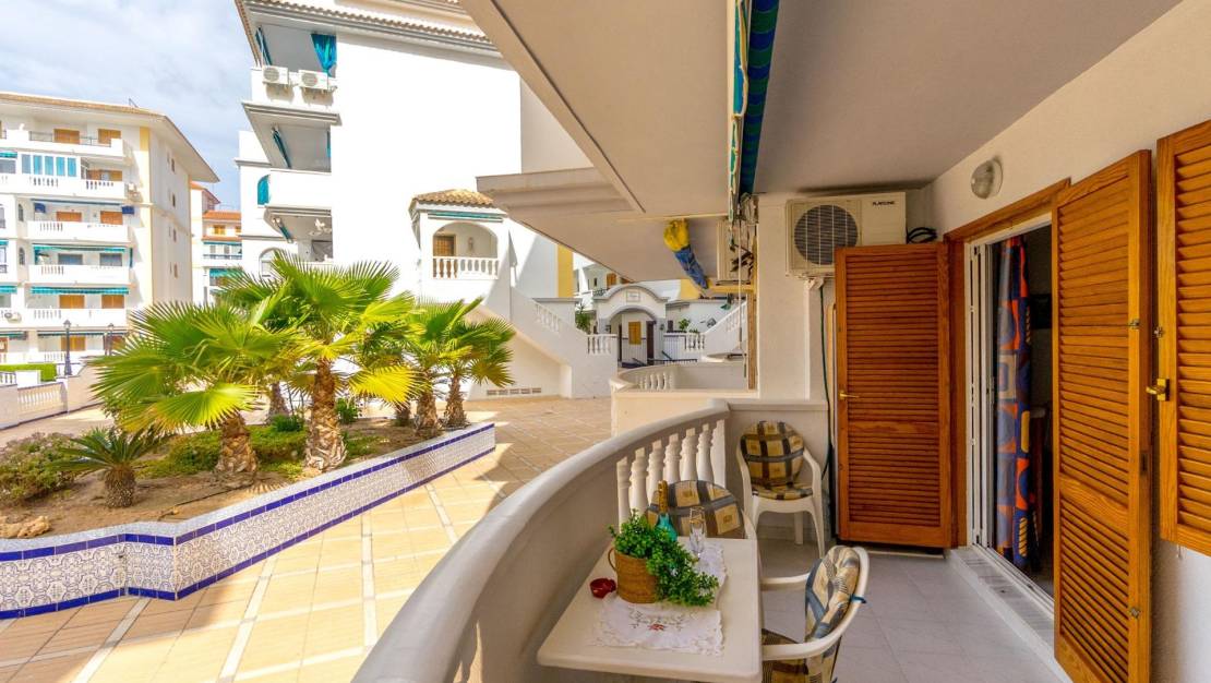 Sale - Apartment - Torrevieja - Los Europeos