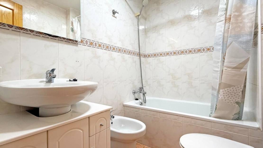 Sale - Apartment - Torrevieja - Nueva Torrevieja