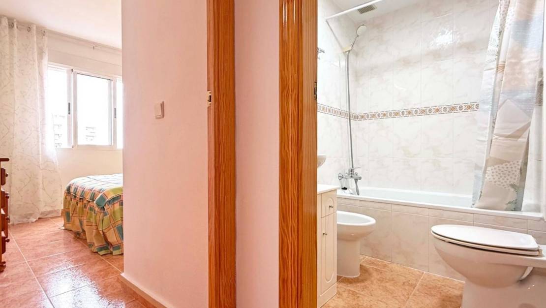 Sale - Apartment - Torrevieja - Nueva Torrevieja