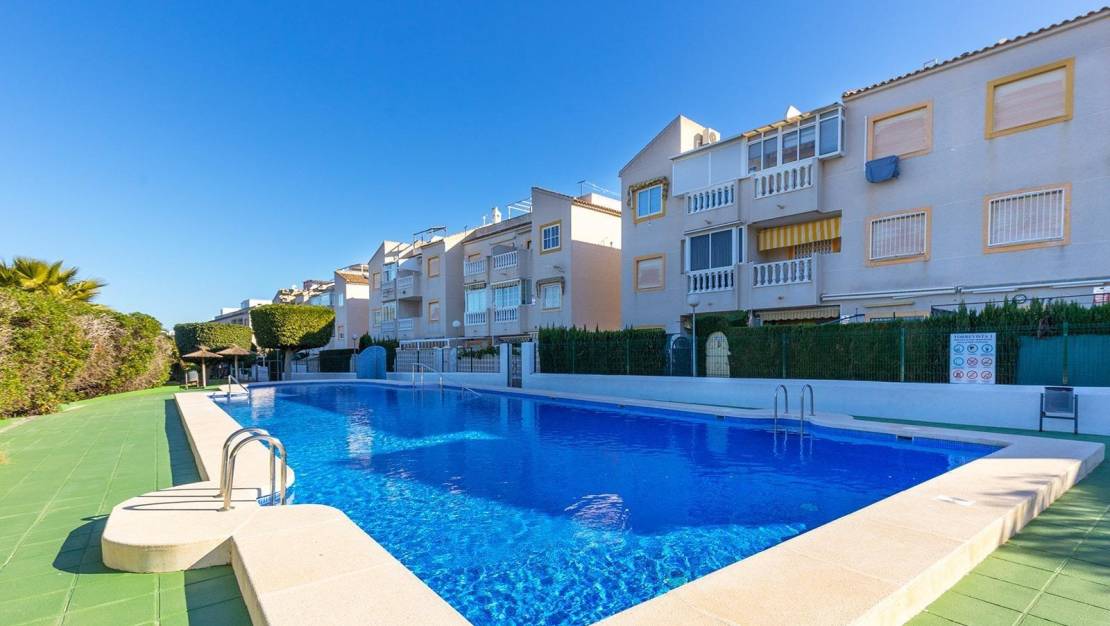 Sale - Apartment - Torrevieja - Parque Acuático - Sector 25