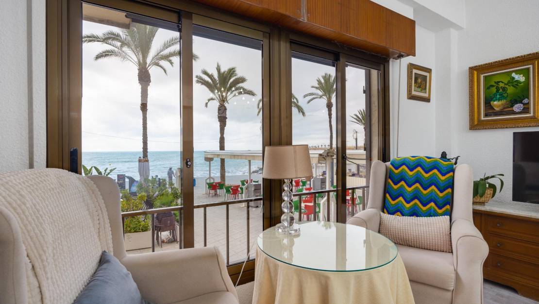 Sale - Apartment - Torrevieja - Paseo maritimo
