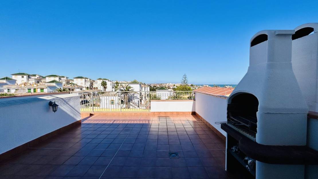 Sale - Apartment - Torrevieja - Playa De La Mata