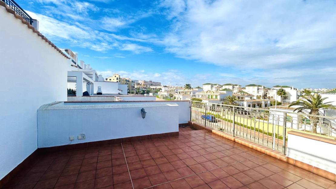 Sale - Apartment - Torrevieja - Playa De La Mata