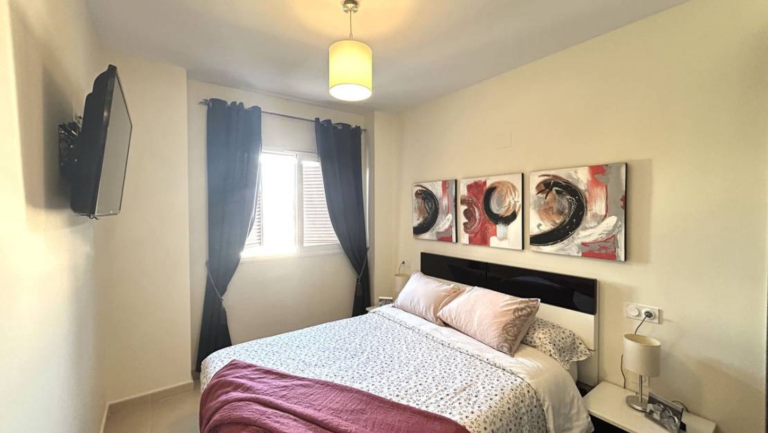 Sale - Apartment - Torrevieja - Playa De La Mata