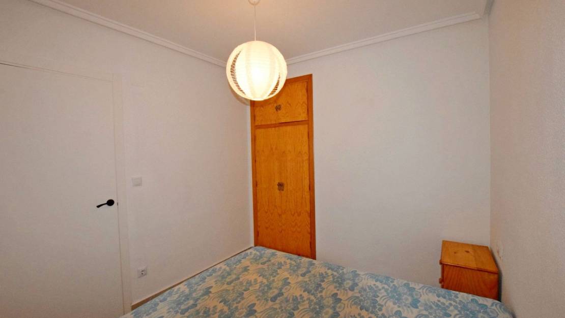 Sale - Apartment - Torrevieja - Playa De La Mata
