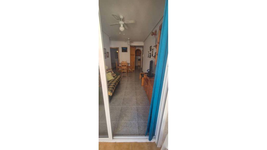 Sale - Apartment - Torrevieja - Playa de los Locos