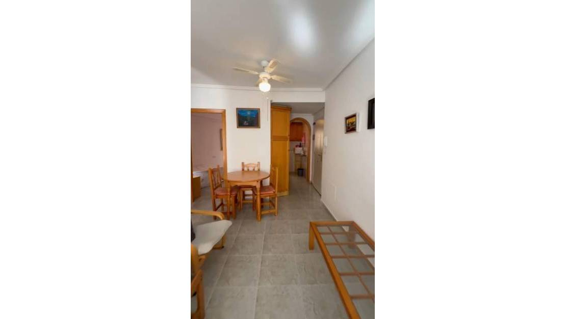Sale - Apartment - Torrevieja - Playa de los Locos