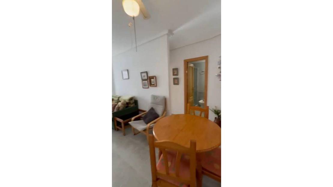 Sale - Apartment - Torrevieja - Playa de los Locos
