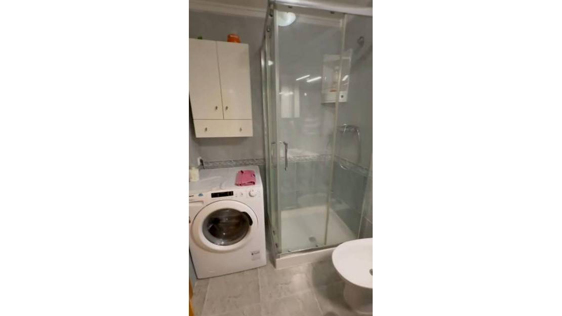 Sale - Apartment - Torrevieja - Playa de los Locos