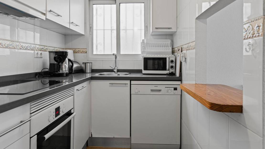 Sale - Apartment - Torrevieja - Playa de los Locos