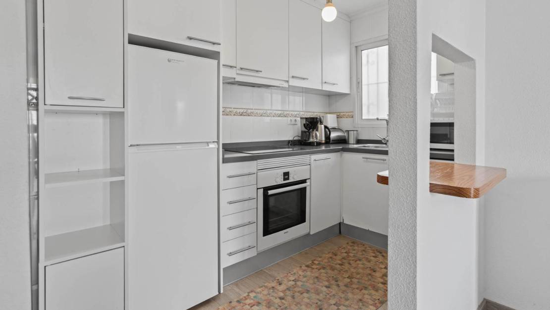Sale - Apartment - Torrevieja - Playa de los Locos