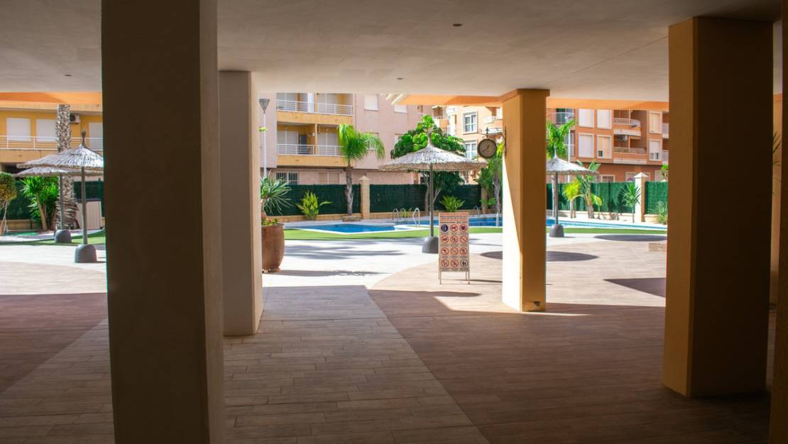 Sale - Apartment - Torrevieja - Playa de los Locos