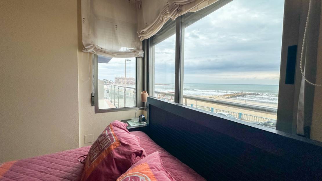 Sale - Apartment - Torrevieja - Playa de los Locos