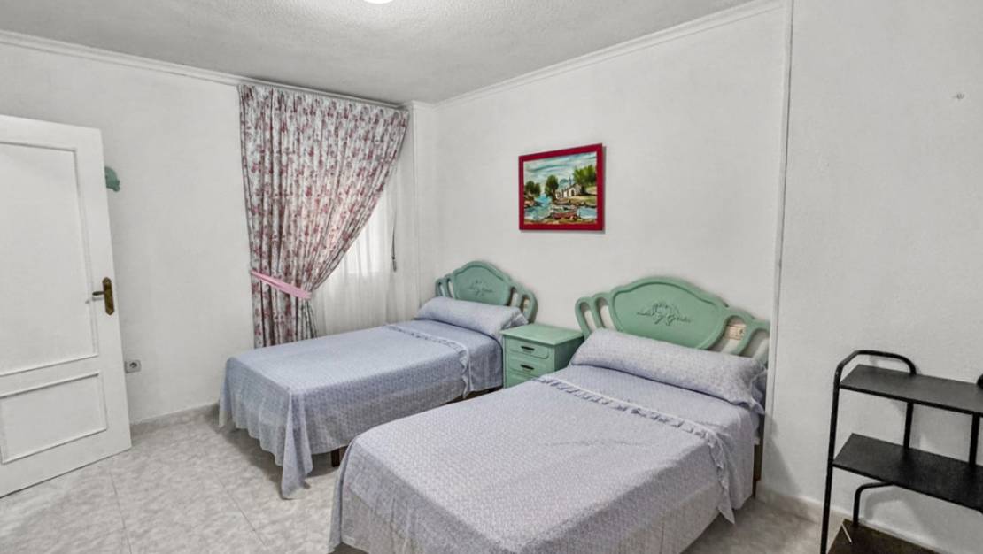 Sale - Apartment - Torrevieja - Playa de los Locos