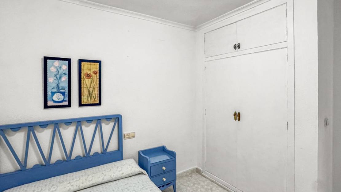 Sale - Apartment - Torrevieja - Playa de los Locos