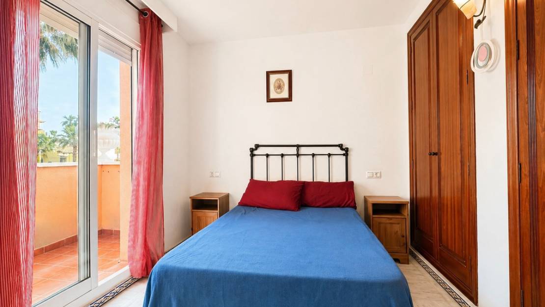 Sale - Apartment - Torrevieja - Playa de los Locos