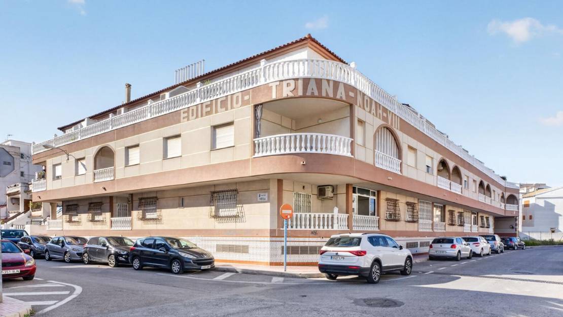 Sale - Apartment - Torrevieja - Playa de los Locos