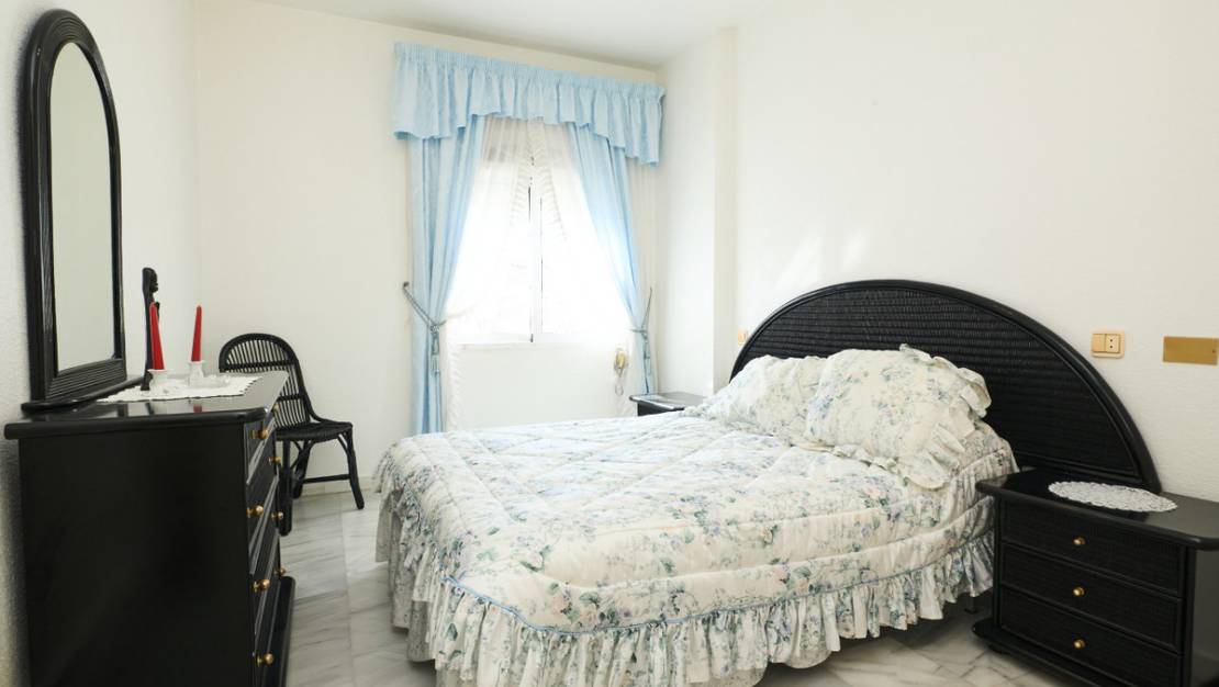 Sale - Apartment - Torrevieja - Playa de los Locos