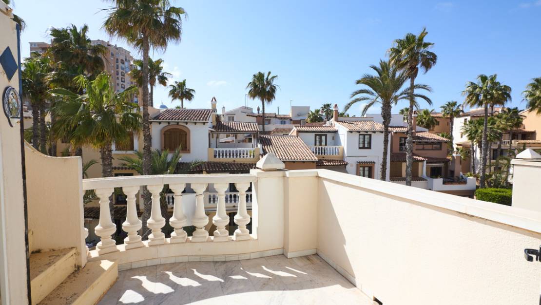 Sale - Apartment - Torrevieja - Playa de los Locos