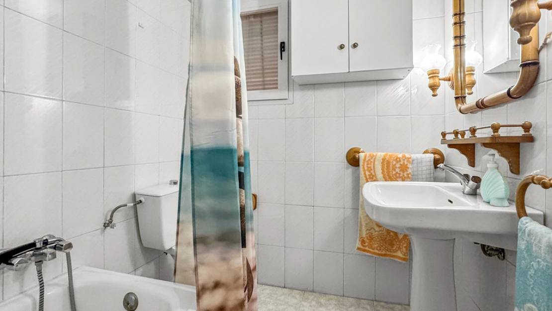 Sale - Apartment - Torrevieja - Playa de los Locos