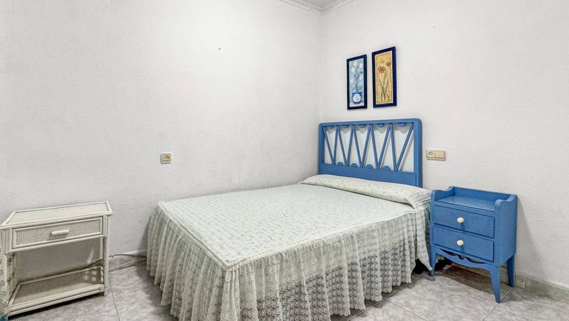 Sale - Apartment - Torrevieja - Playa de los Locos