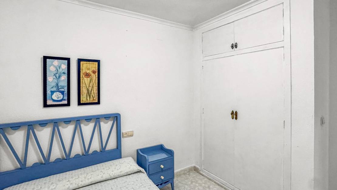 Sale - Apartment - Torrevieja - Playa de los Locos