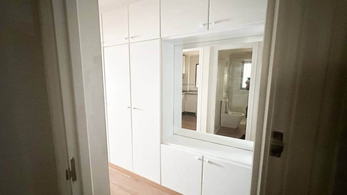 Sale - Apartment - Torrevieja - Playa de los Locos