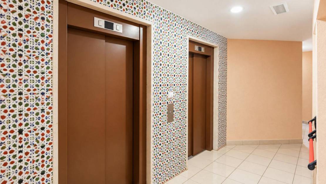 Sale - Apartment - Torrevieja - Playa de los Locos
