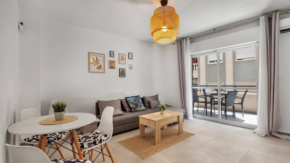 Sale - Apartment - Torrevieja - Playa de los Locos
