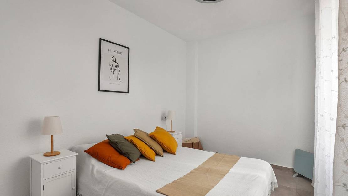 Sale - Apartment - Torrevieja - Playa de los Locos