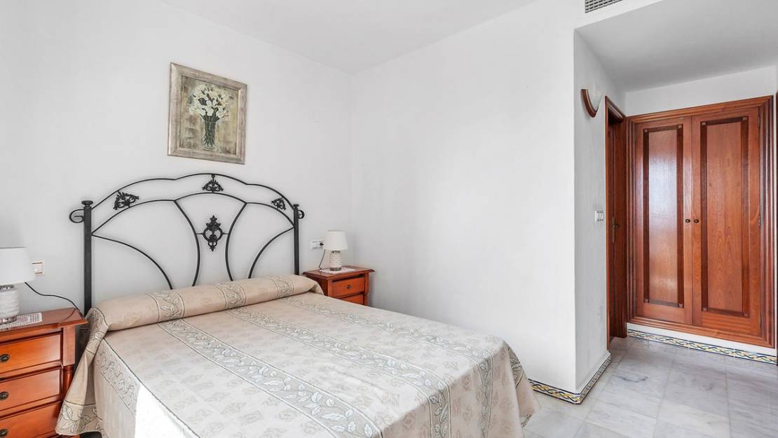 Sale - Apartment - Torrevieja - Playa de los Locos