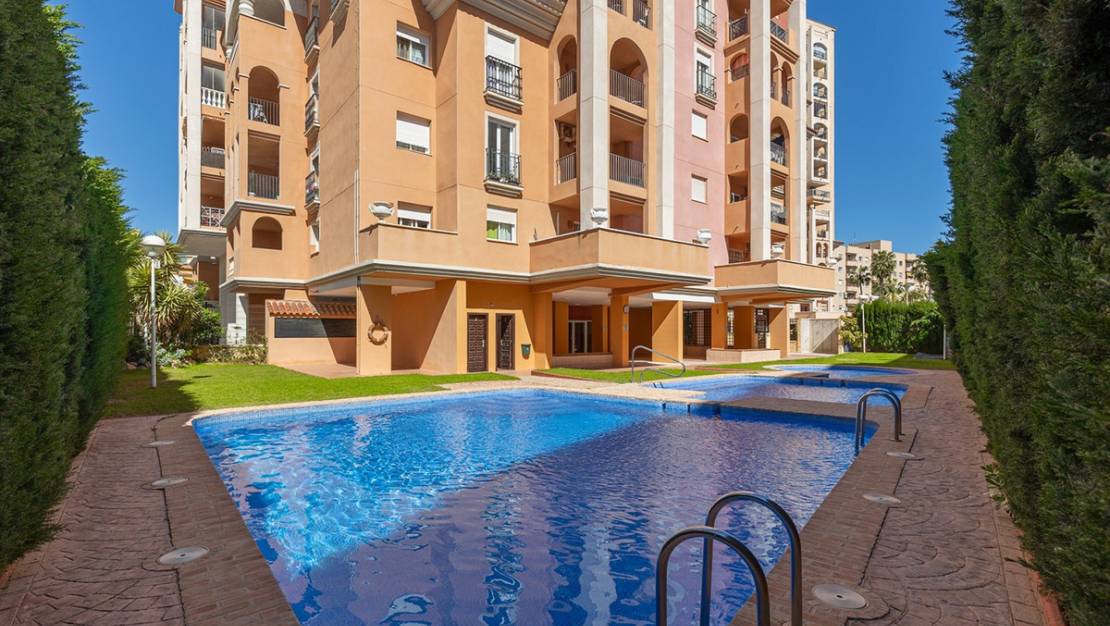 Sale - Apartment - Torrevieja - Playa de los Locos