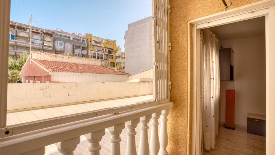 Sale - Apartment - Torrevieja - Playa de los Locos