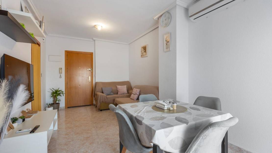 Sale - Apartment - Torrevieja - Playa de los Locos