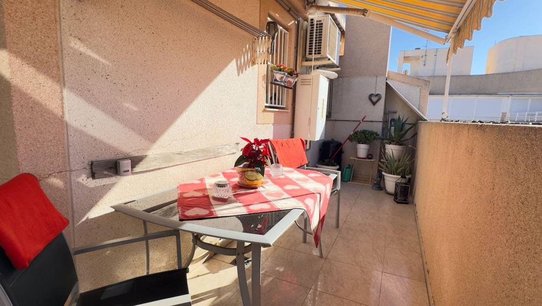 Sale - Apartment - Torrevieja - Playa de los Locos