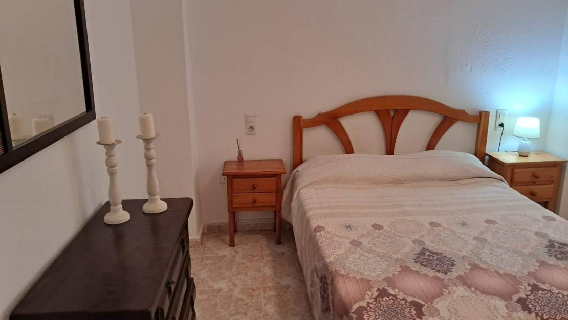 Sale - Apartment - Torrevieja - Playa de los Locos