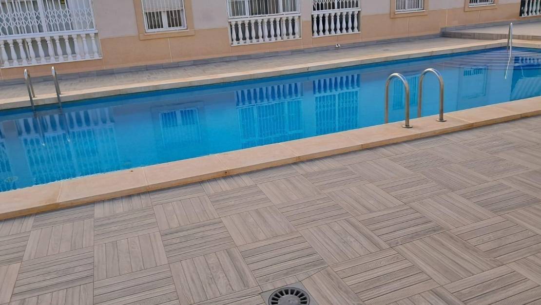 Sale - Apartment - Torrevieja - Playa de los Locos