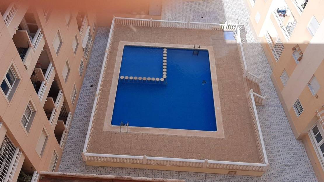 Sale - Apartment - Torrevieja - Playa de los Locos