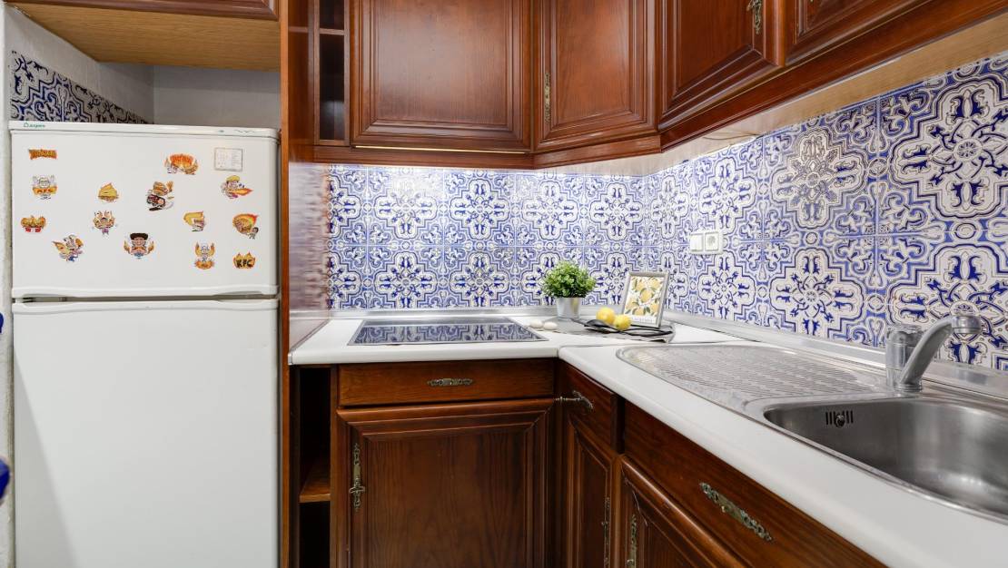 Sale - Apartment - Torrevieja - Playa de los Locos